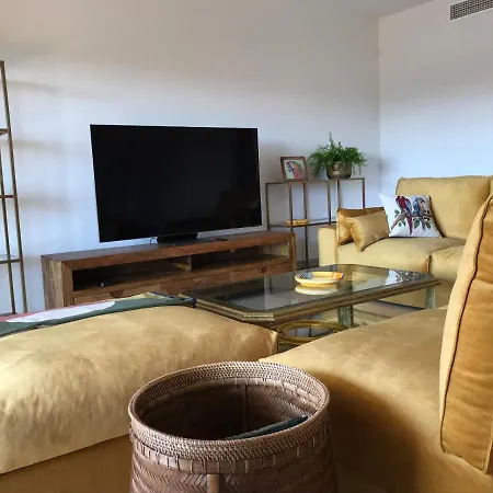 Casa De Loros * Μαρμπέλλα