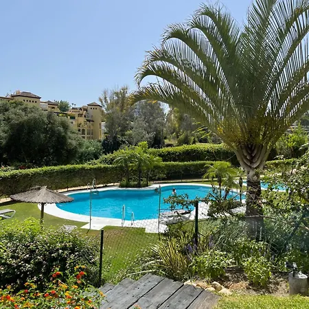 Casa De Loros Апартаменты *