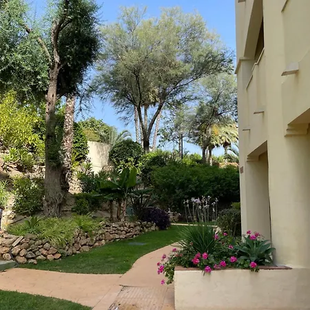 Casa De Loros Marbella