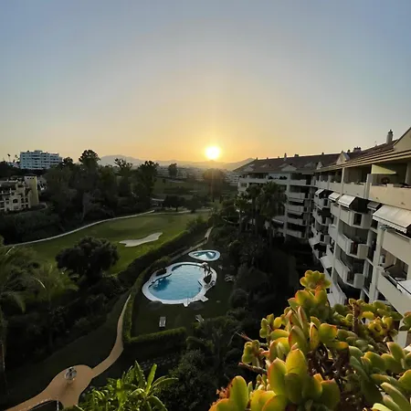 Apartment Casa De Loros Marbella